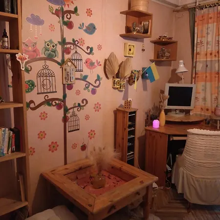 Comfortable Isolated Turnkey Near The Subway And The International Exhibition Center * קייב