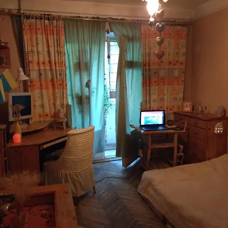 בית אירוח Comfortable Isolated Turnkey Near The Subway And The International Exhibition Center