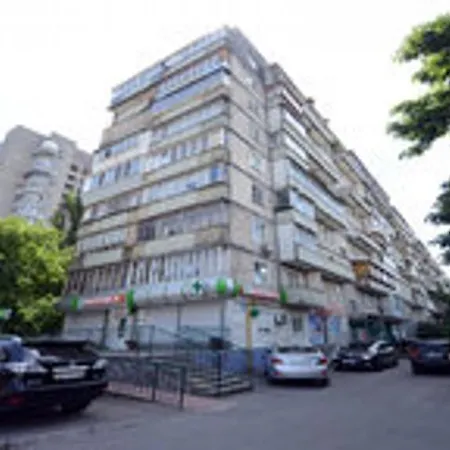 Comfortable Isolated Turnkey Near The Subway And The International Exhibition Center * קייב